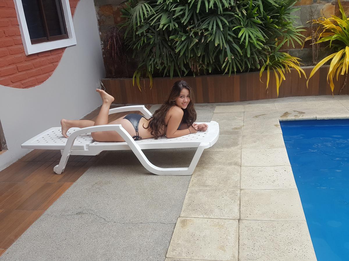 Hostal Las Velas Hotell Manta Exteriör bild