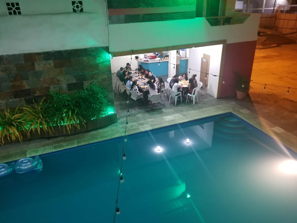 Hostal Las Velas Hotell Manta Exteriör bild