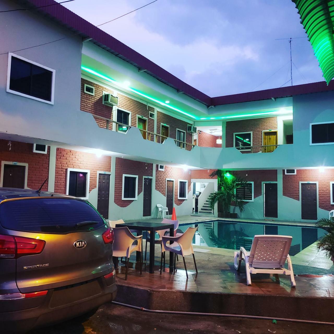 Hostal Las Velas Hotell Manta Exteriör bild